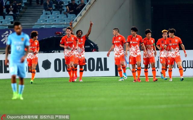本片由江志强监制，吴炜伦执导，黄子华、谢君豪、王丹 黄子华合作郑秀文！