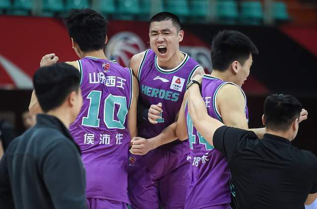 ”如果AI取代了领航员，这条人才培养的链条就会被切断。
