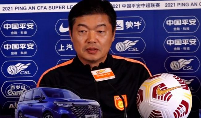 电影《飓风营救》剧照从此他老人家的电影中文译名都被冠以“营救”二字：《空中营救》《通勤营救