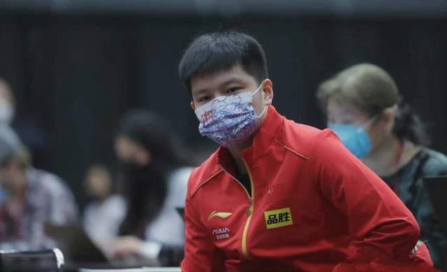 陈柏霖身为该活动品牌的代言人，当天一身休闲装扮现身，青春活动力十足，一亮相就引来女粉丝们的尖叫。