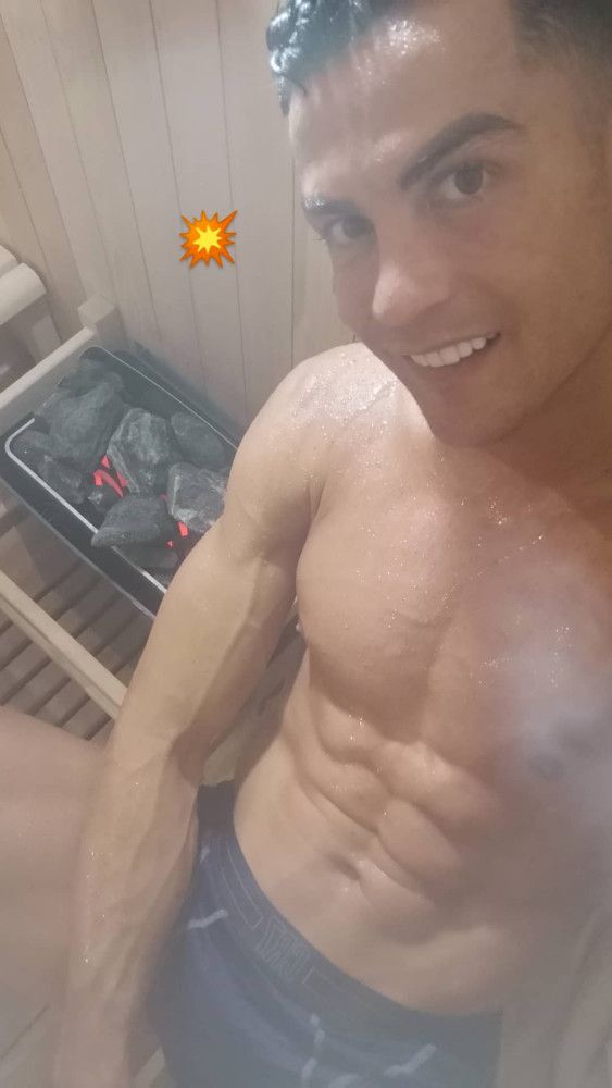 格伦·克洛斯、莎拉·保罗森、泰亚娜·泰勒、金·卡戴珊、妮... 法鲨归来！